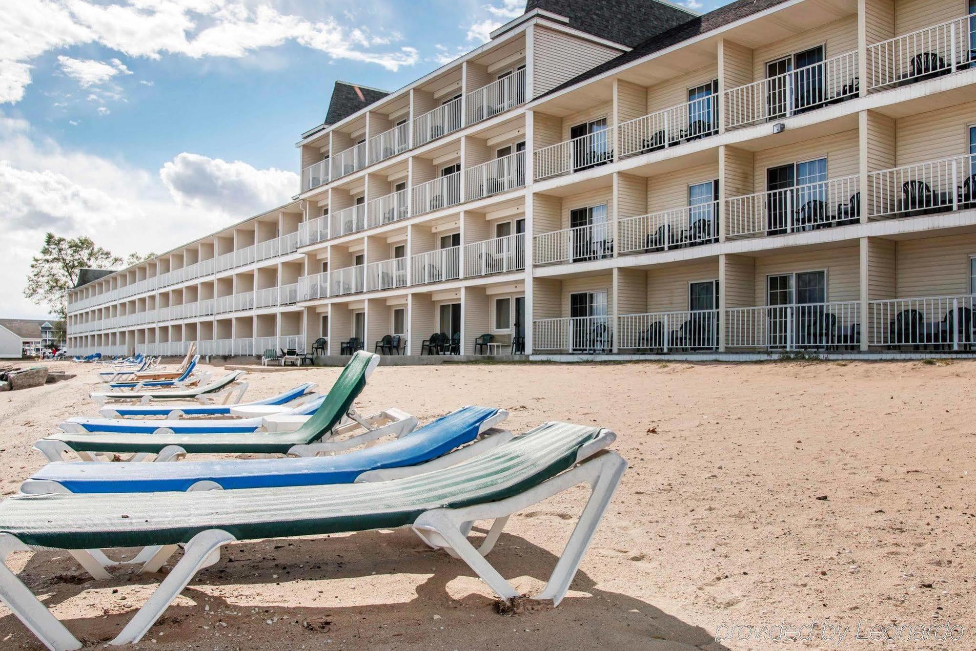 Comfort Inn Lakeside Mackinaw City Εξωτερικό φωτογραφία
