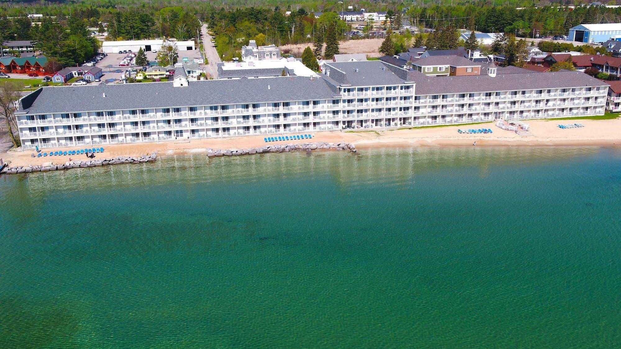 Comfort Inn Lakeside Mackinaw City Εξωτερικό φωτογραφία
