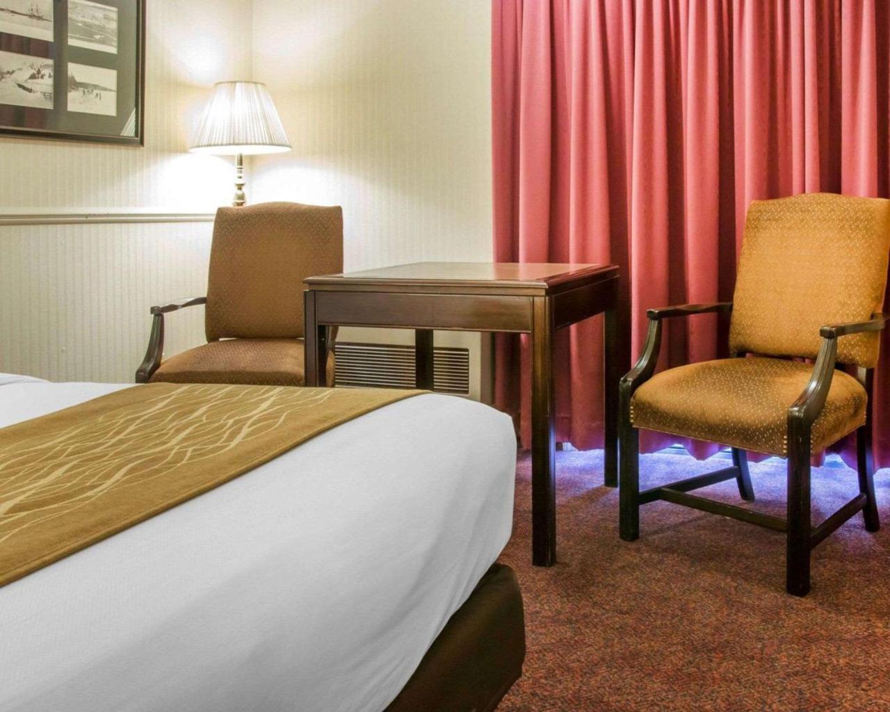 Comfort Inn Lakeside Mackinaw City Εξωτερικό φωτογραφία